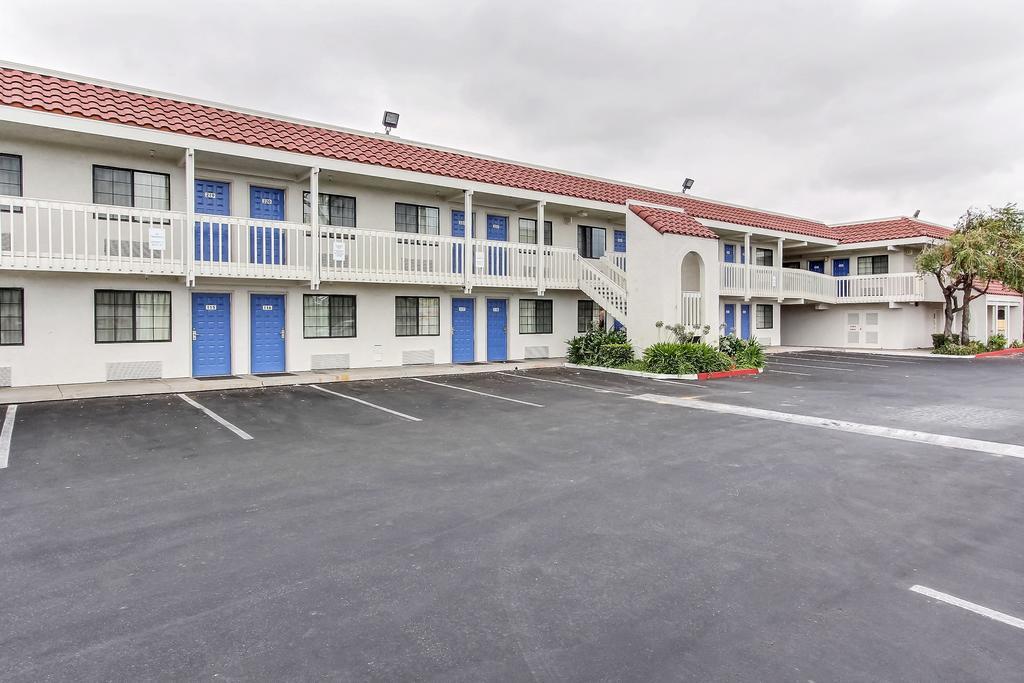 Motel 6-Salinas, Ca - North Monterey Area Buitenkant foto
