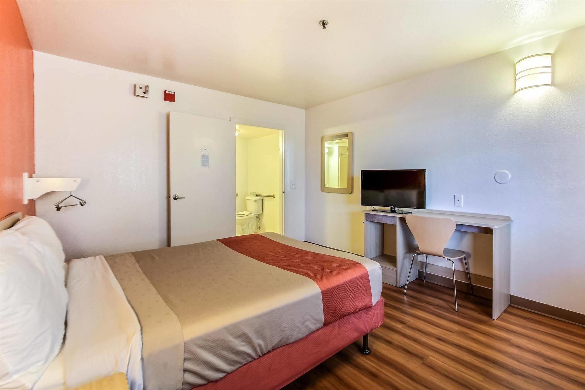 Motel 6-Salinas, Ca - North Monterey Area Buitenkant foto