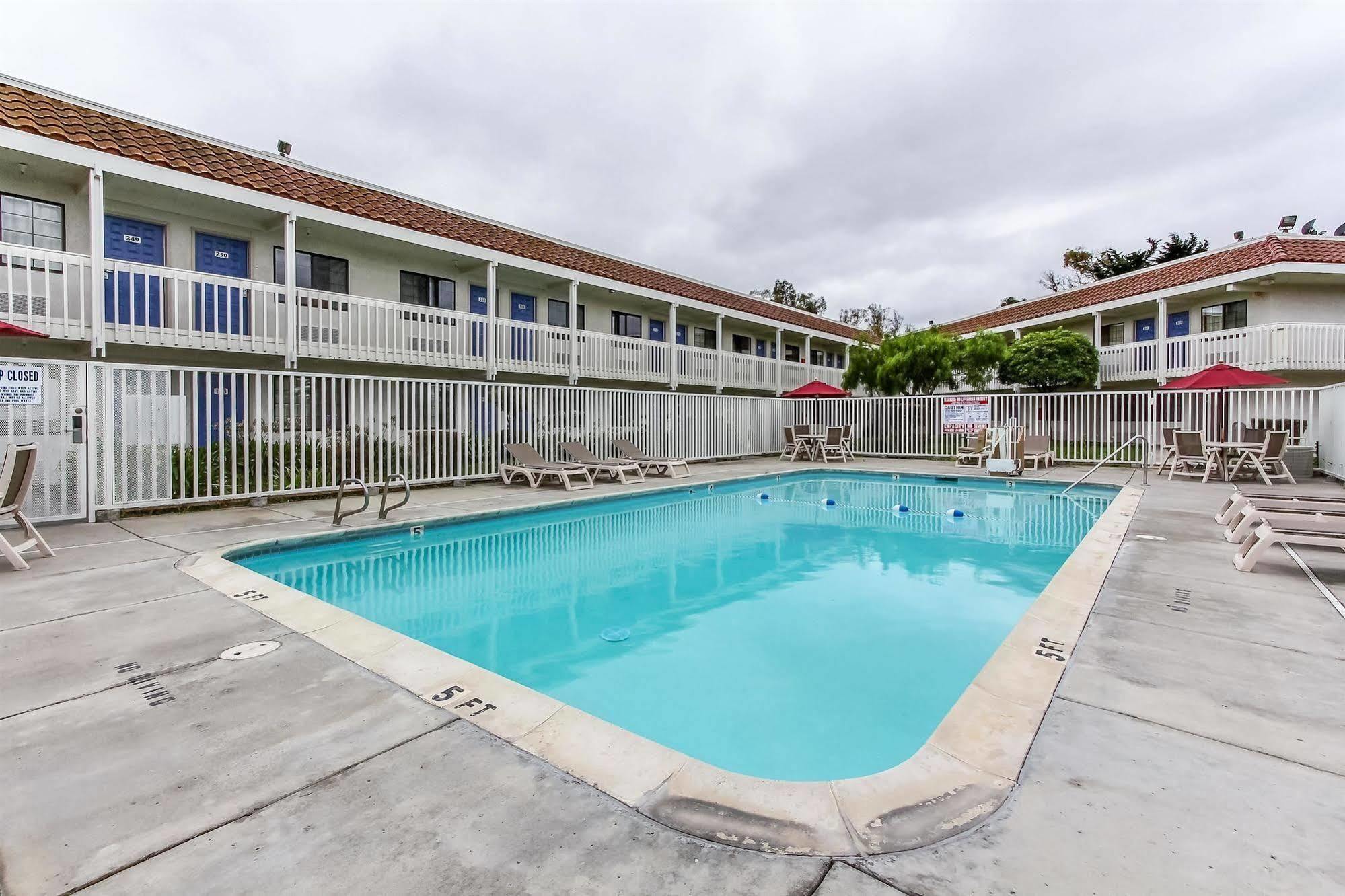 Motel 6-Salinas, Ca - North Monterey Area Buitenkant foto